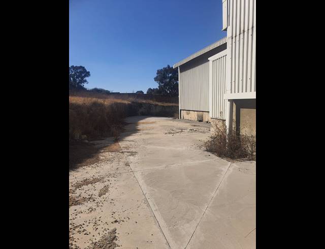 5,699M² WAREHOUSE FOR SALE IN ALBERTON NORTH